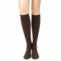 Chaussettes hautes 39-42 en maille marron à torsades - style classique