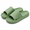 Claquettes 38/39 en matière synthétique vert sauge à semelle texturée