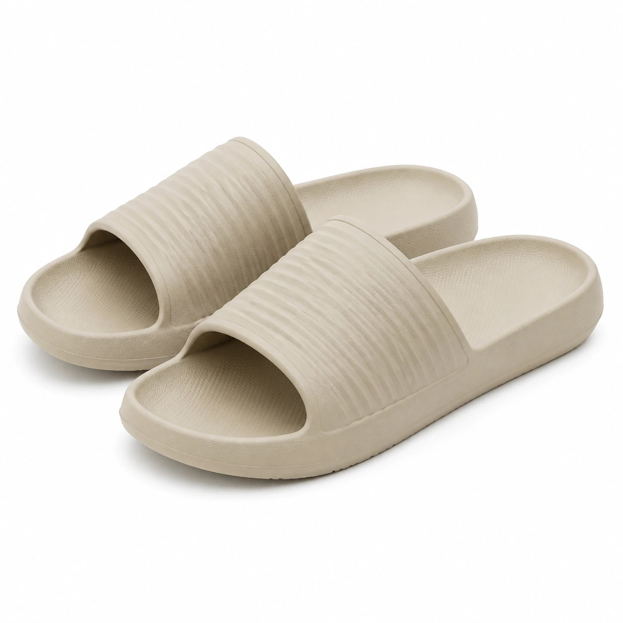 Claquettes taille 40/41 en matière synthétique beige à semelle antidérapante
